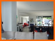 Dorfhäuser / stadthäuser Blyes